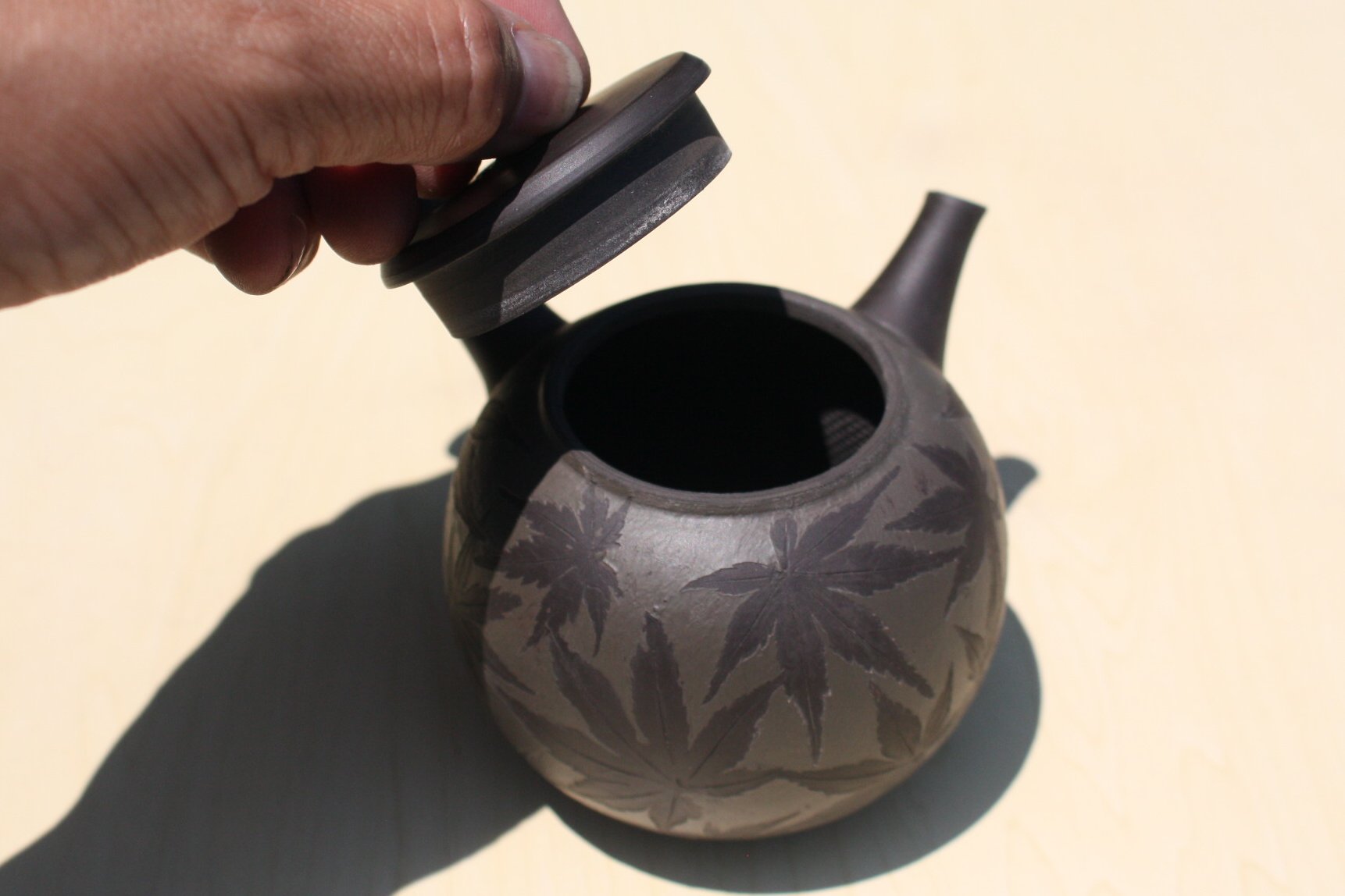 都築青峰 黒窯変もみじ急須 ささめ茶こし seihou014 - 常滑焼