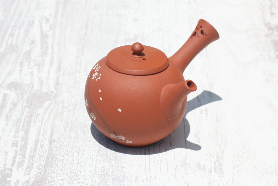 都築青峰 朱泥桜と蝶透かし急須 ささめ茶こし seihou018 - 常滑